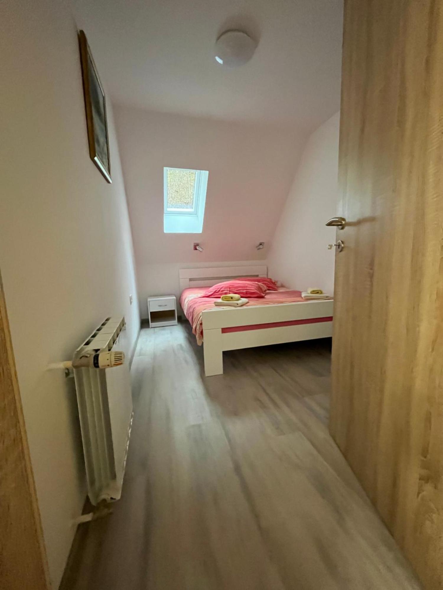 Apartmaji In Sobe Cuder Soča Oda fotoğraf