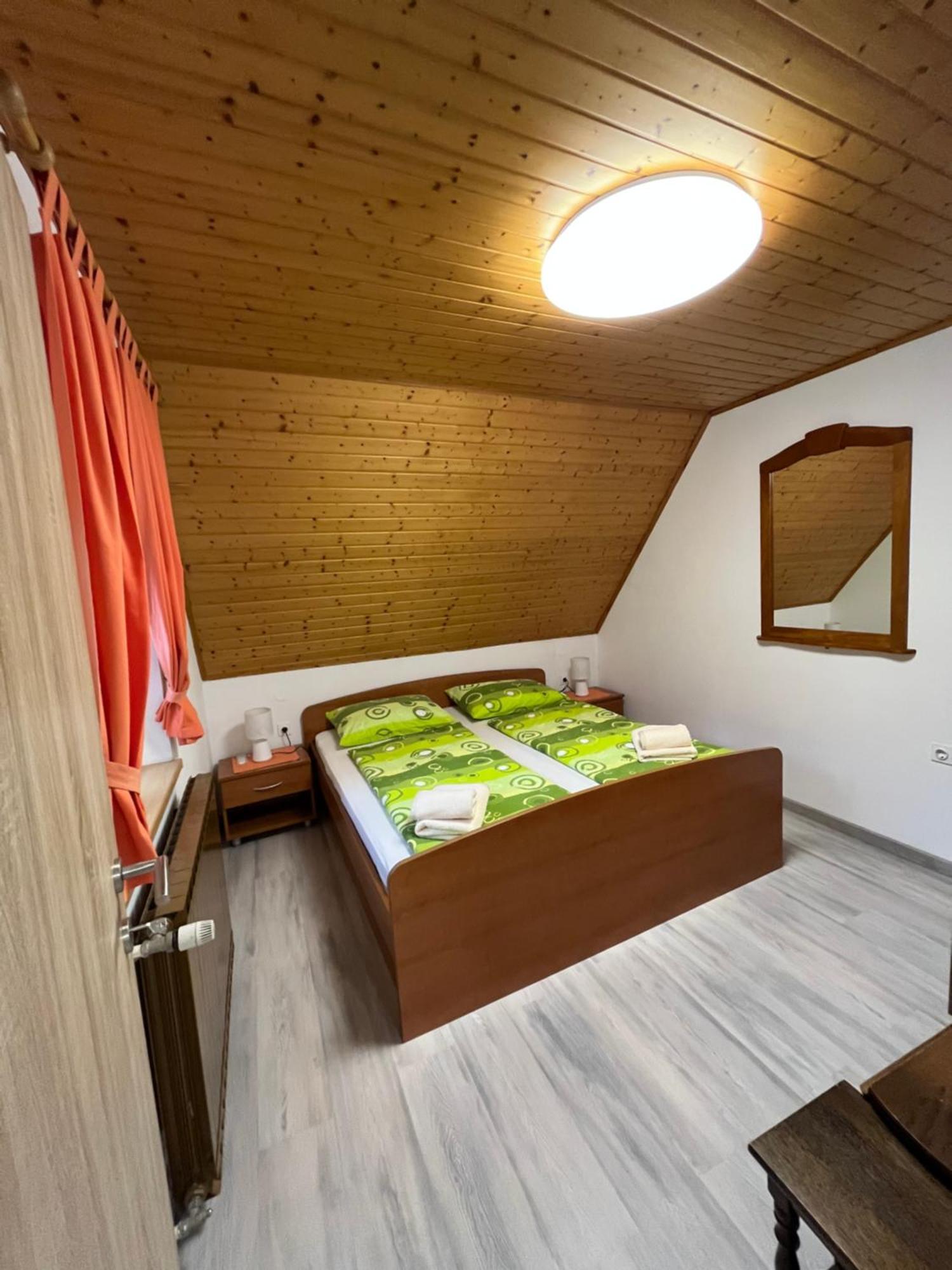 Apartmaji In Sobe Cuder Soča Oda fotoğraf